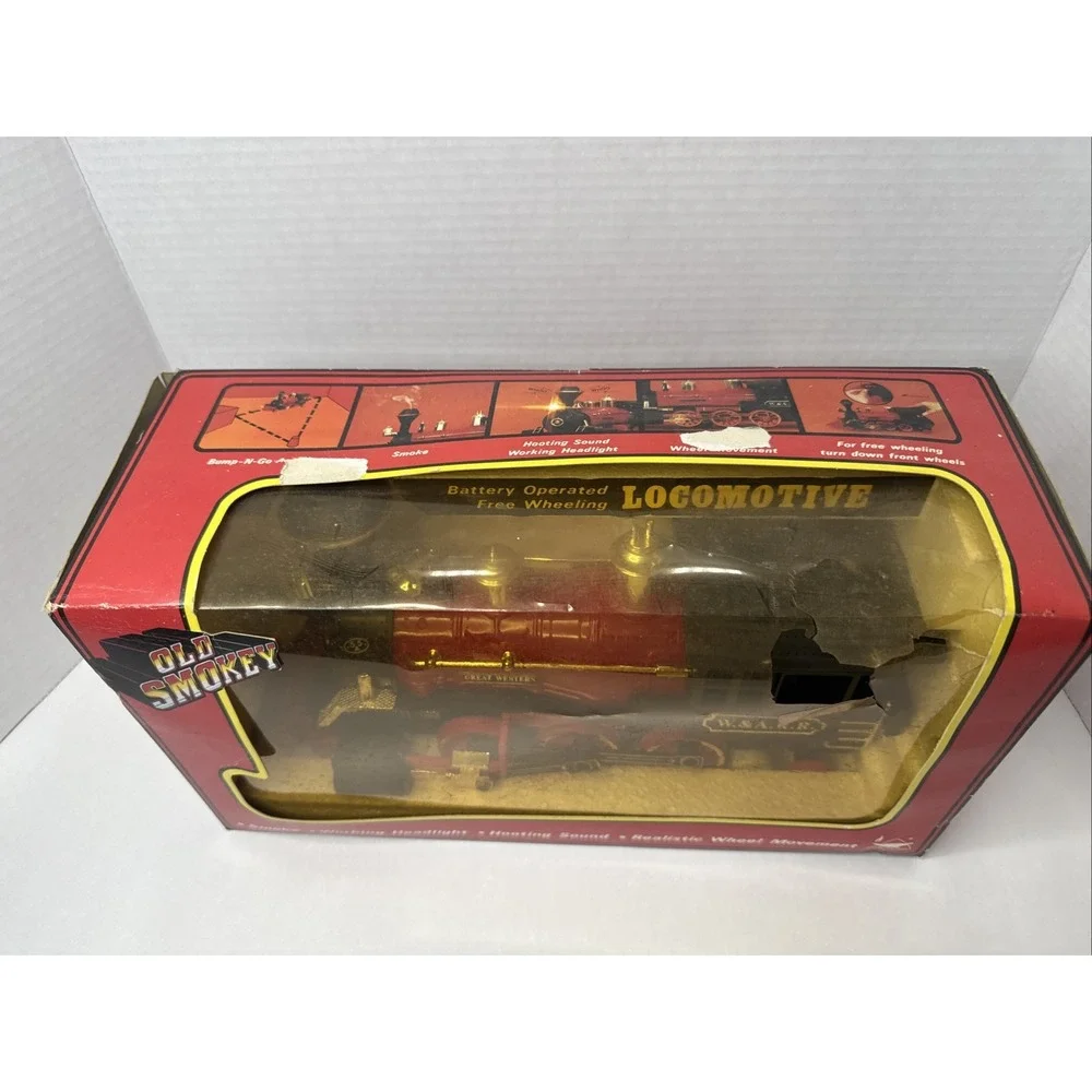 Vintage Old Smokey Battery Operated & Free Wheeling Locomotive In Orig Box Train